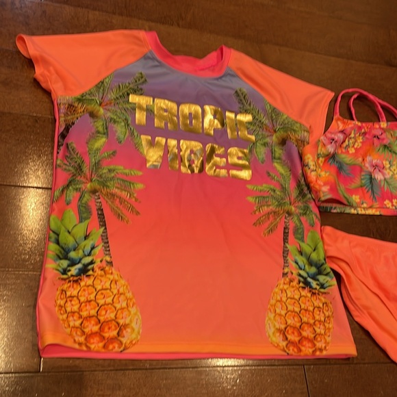 Tropic Vibes Bikini and Rash Guard - Picture 2 of 7